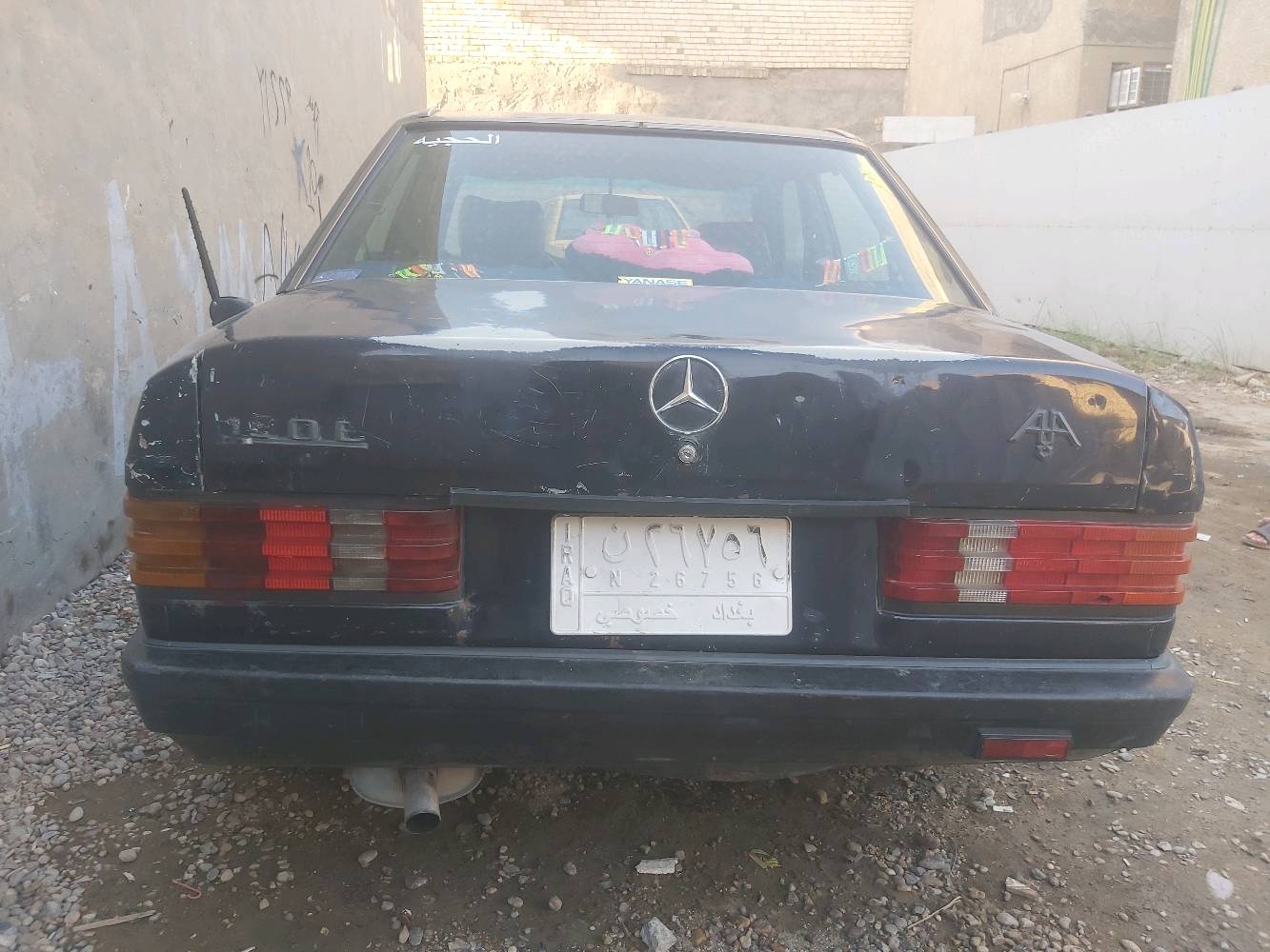 سلام عليكم مارسيدس موديل ١٩٨٧سياره لا بئس بيه حلو محرك بلادي سياره بلاديه تجي وشوف بعينك احسن ما اكلك شكل وتشوف شكل سعر ٣٤ وبيهة مجال عنوان بغداد زعفرانيه