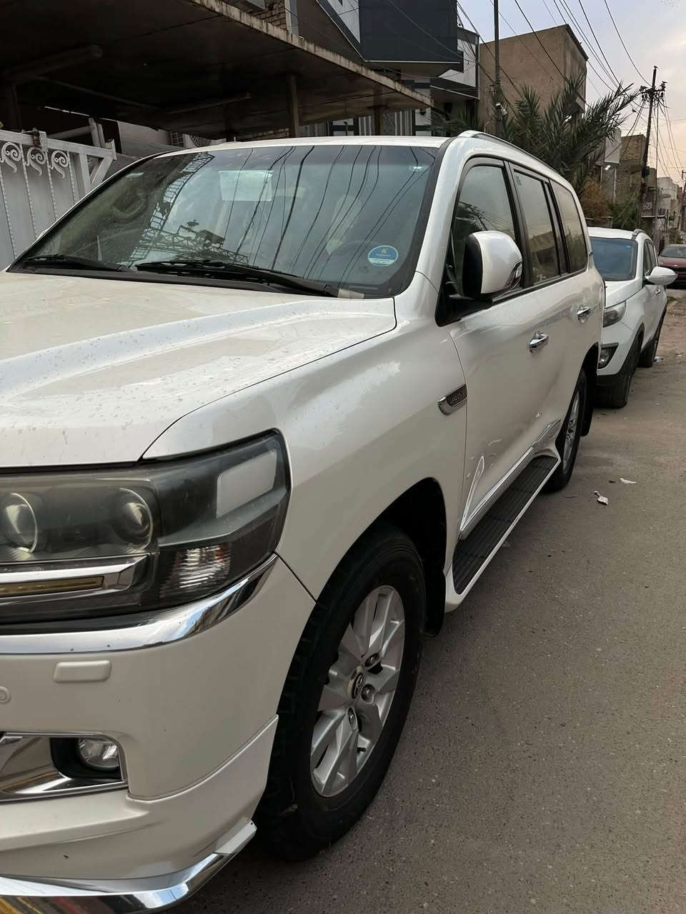 لاندكروز وايت اديشن • ٢٠١٧ • رقم اربيل