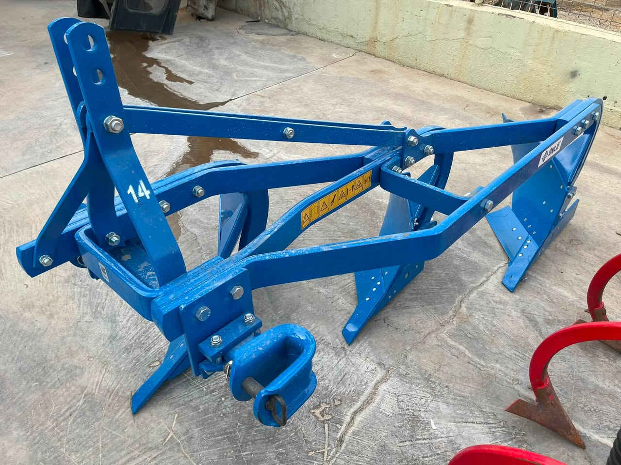 وەجبەی نوێ گاسنی فاوی تورکی ئەسڵی بەردەستە 3 قۆڵ 4 قۆڵ لە پێشانگای کشتووکاڵی کوردسات  *********** ***********
