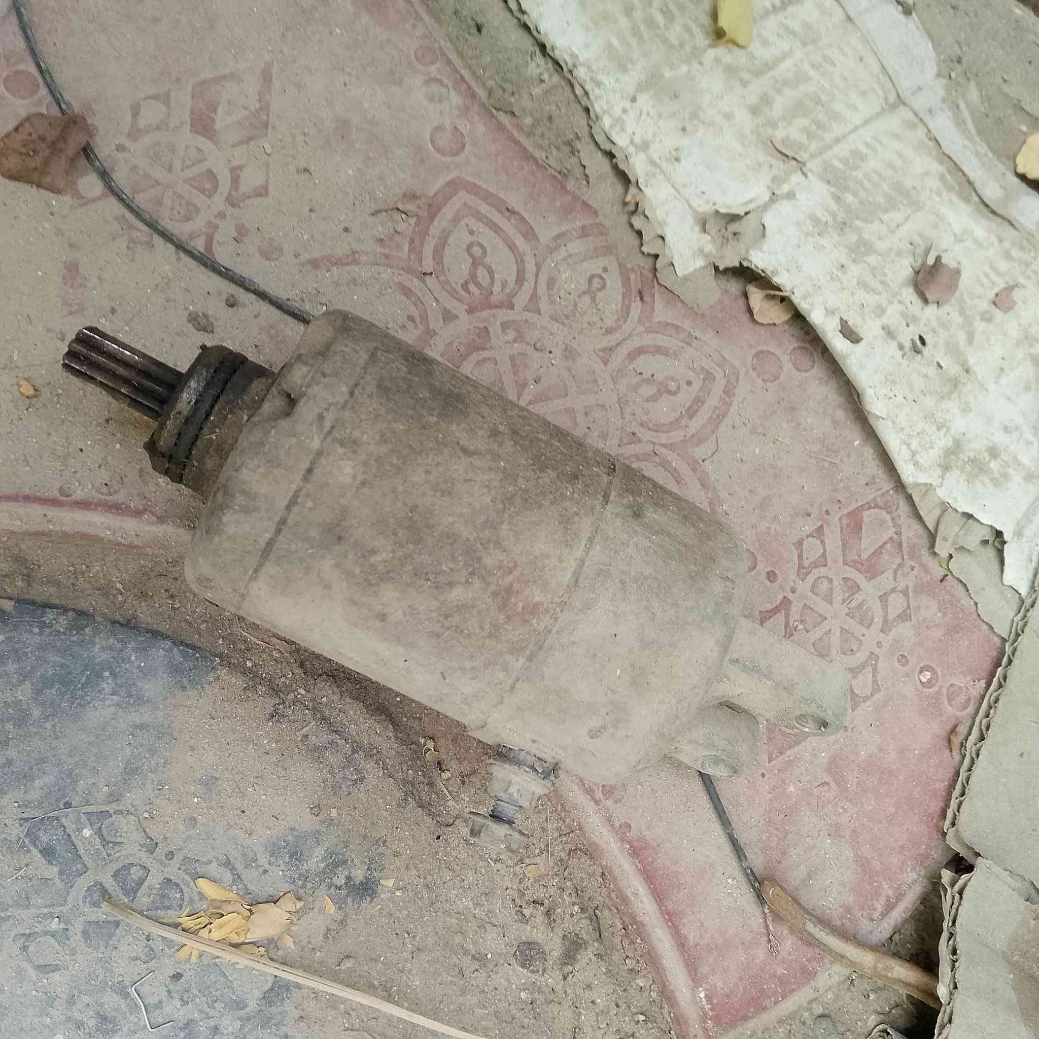 ضفيره كامله هيه وكتفاته وعقله مال ماجسته البيع سلف مال هم ماجسته شغال كلشي ما بي كله صلي قيم وخذ مكان ناصريه مركز رقمي***********
