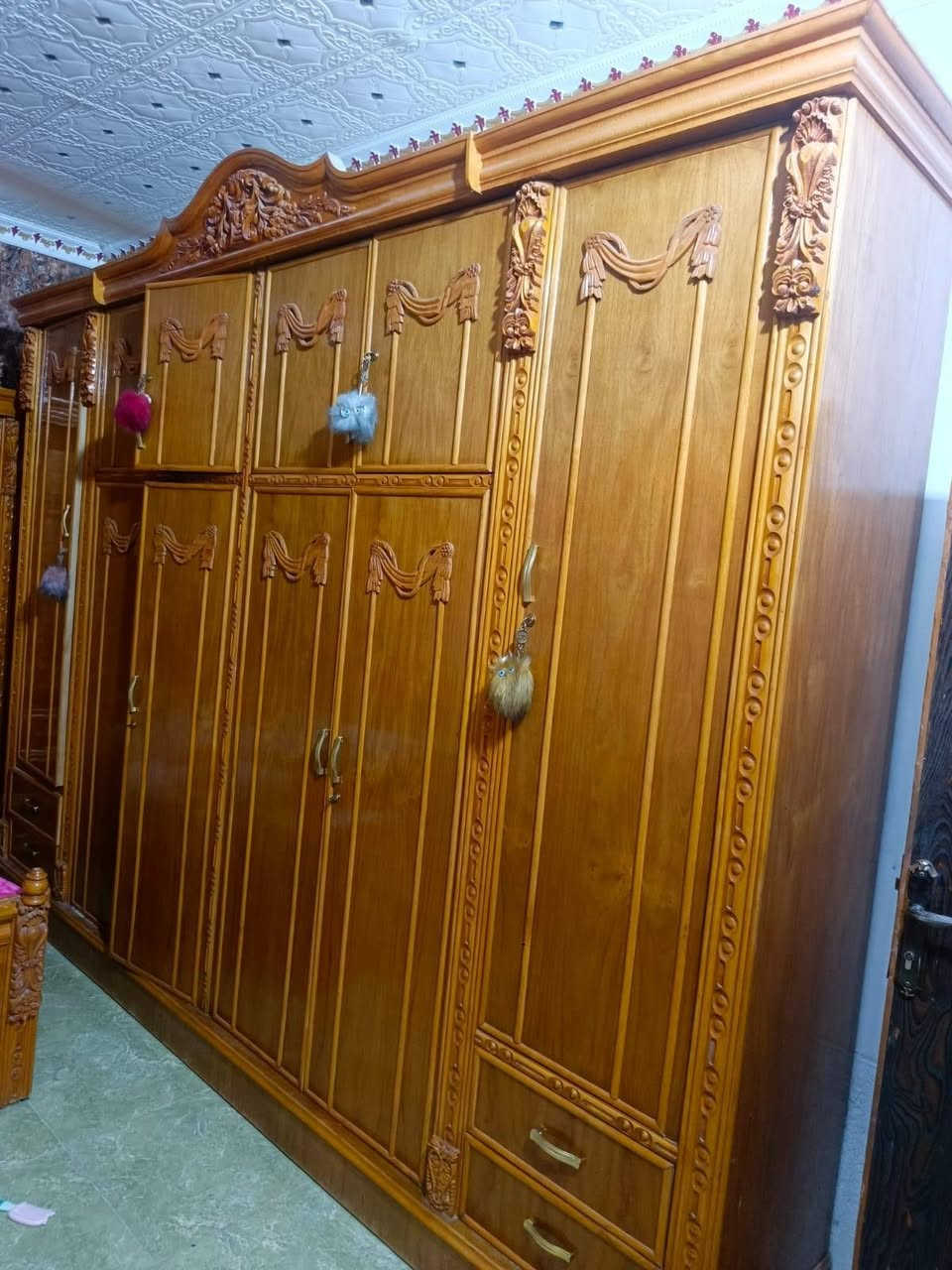 غرفه نوم كامله الخشب الصاج القوي العراقي 
مستخدمه للبيع للاستفسار اتصل على الرقم ***********
