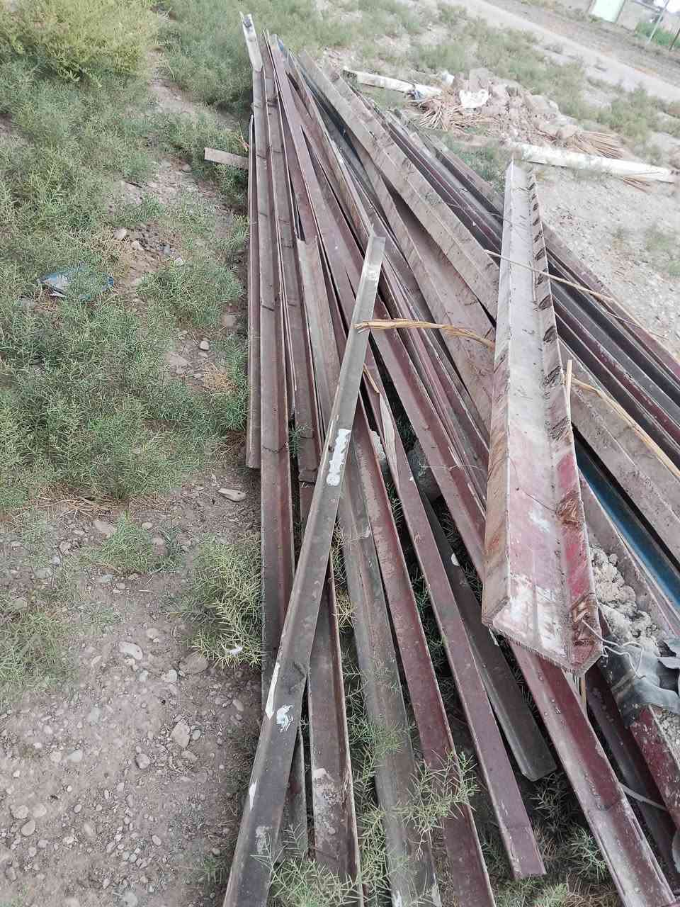 جسور عدد 8 طول 6متر مد عدد30تواصل هاذه الرقم ***********
