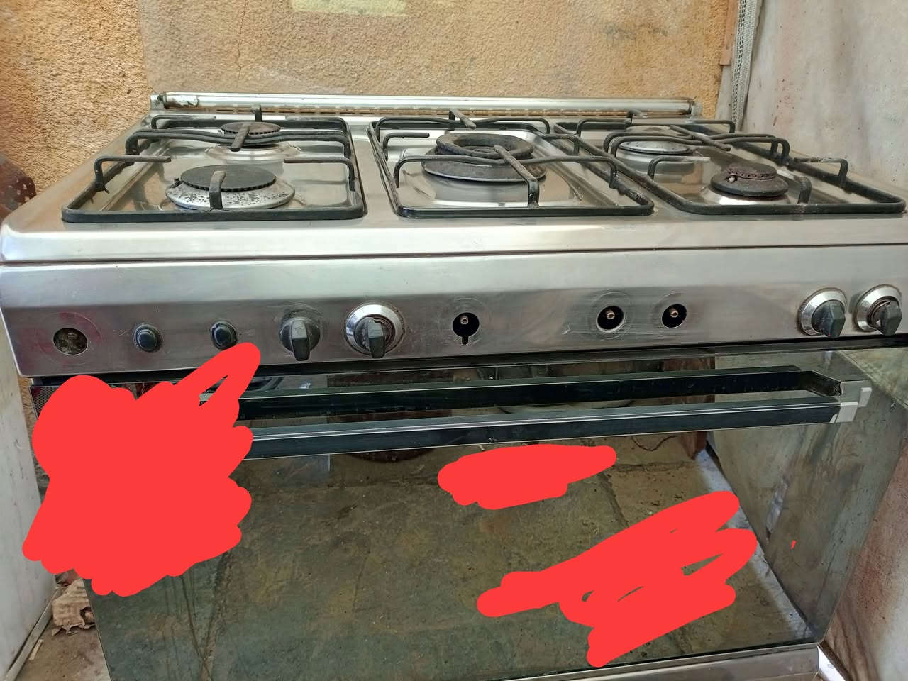 طباخ • نضيف • فرن ناصيه