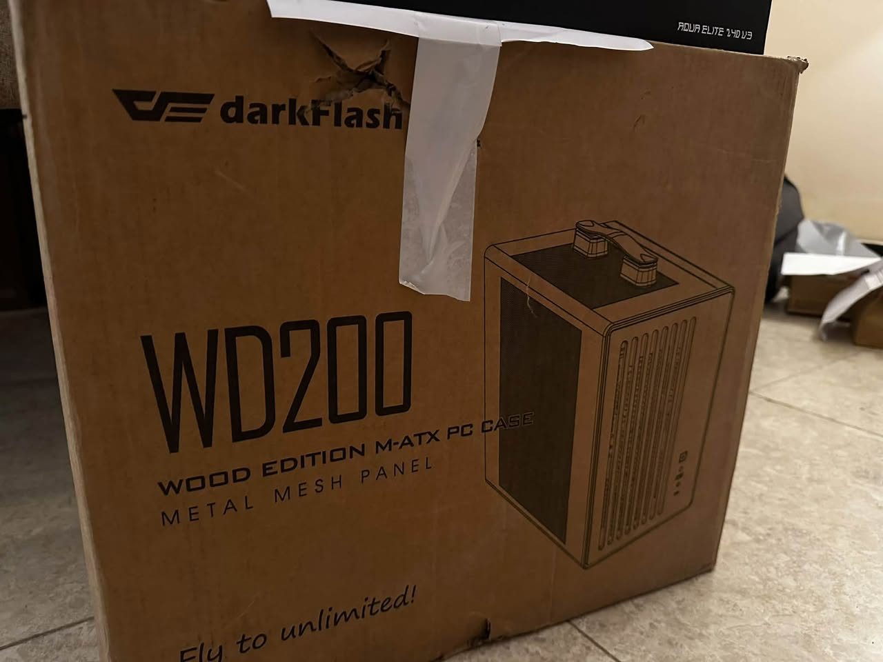 تجميعة ddr5+ 9060xt 16gb challenger
Cpu ryzen 9600x
Gpu 9060 xt 16gb challenger edition rgb 
Ram 32gb XPG 6000mhz 2*16 rgb 
Mb b650 gigabyte
Hard 1tm m.2 lexar 
PS hydro fsp 750w 
الكيس خشب+ المنيوم موصي من برة 
و الكيس حجم mini 
التجميعة كلش متعوب عليهة و استخدامهة يكاد يكون معدوم 
السعر 1800 قابل للتفاوض شي كلش قليل

