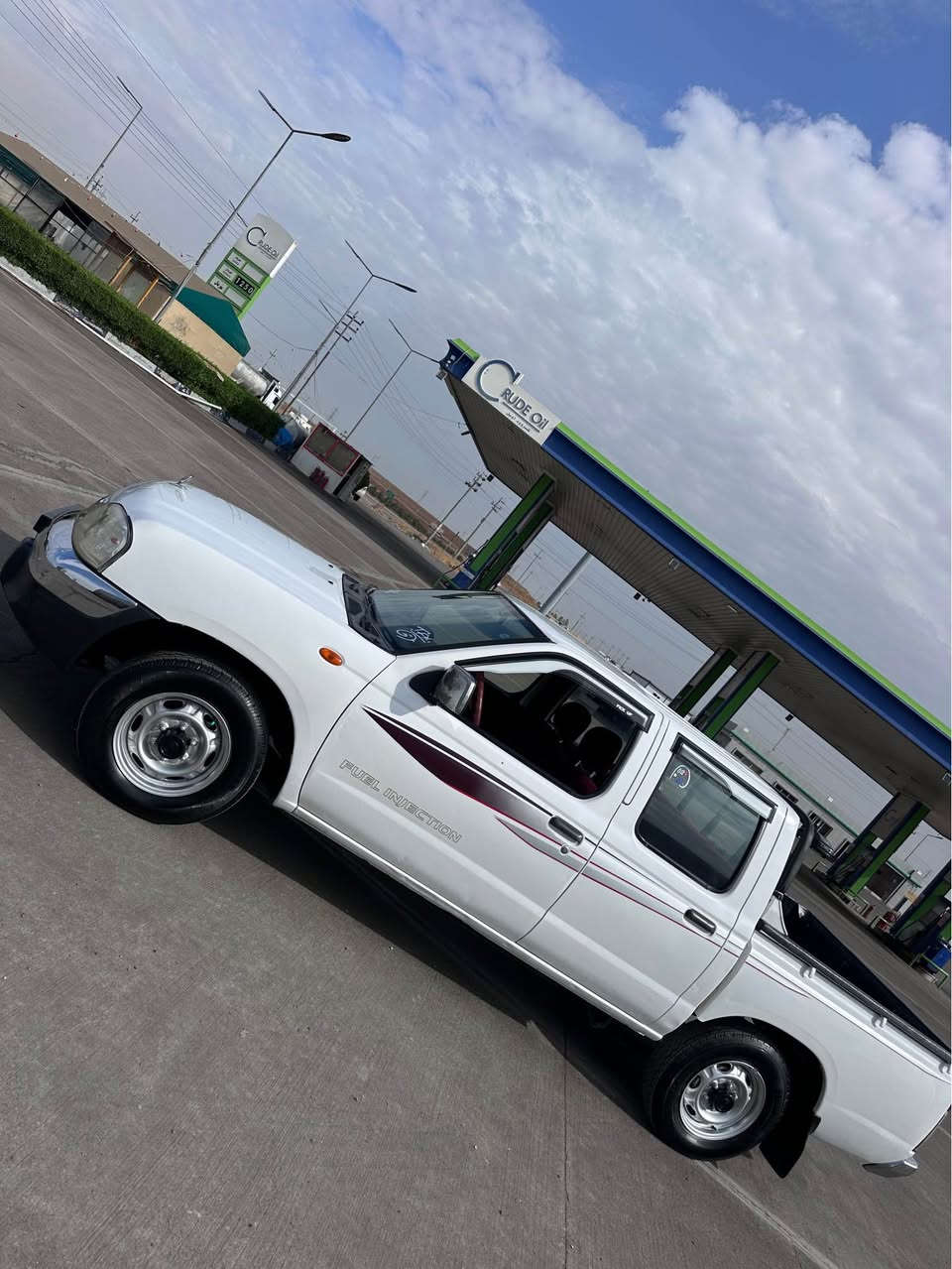 نيسان • ٢٠١١ • مالك واحد