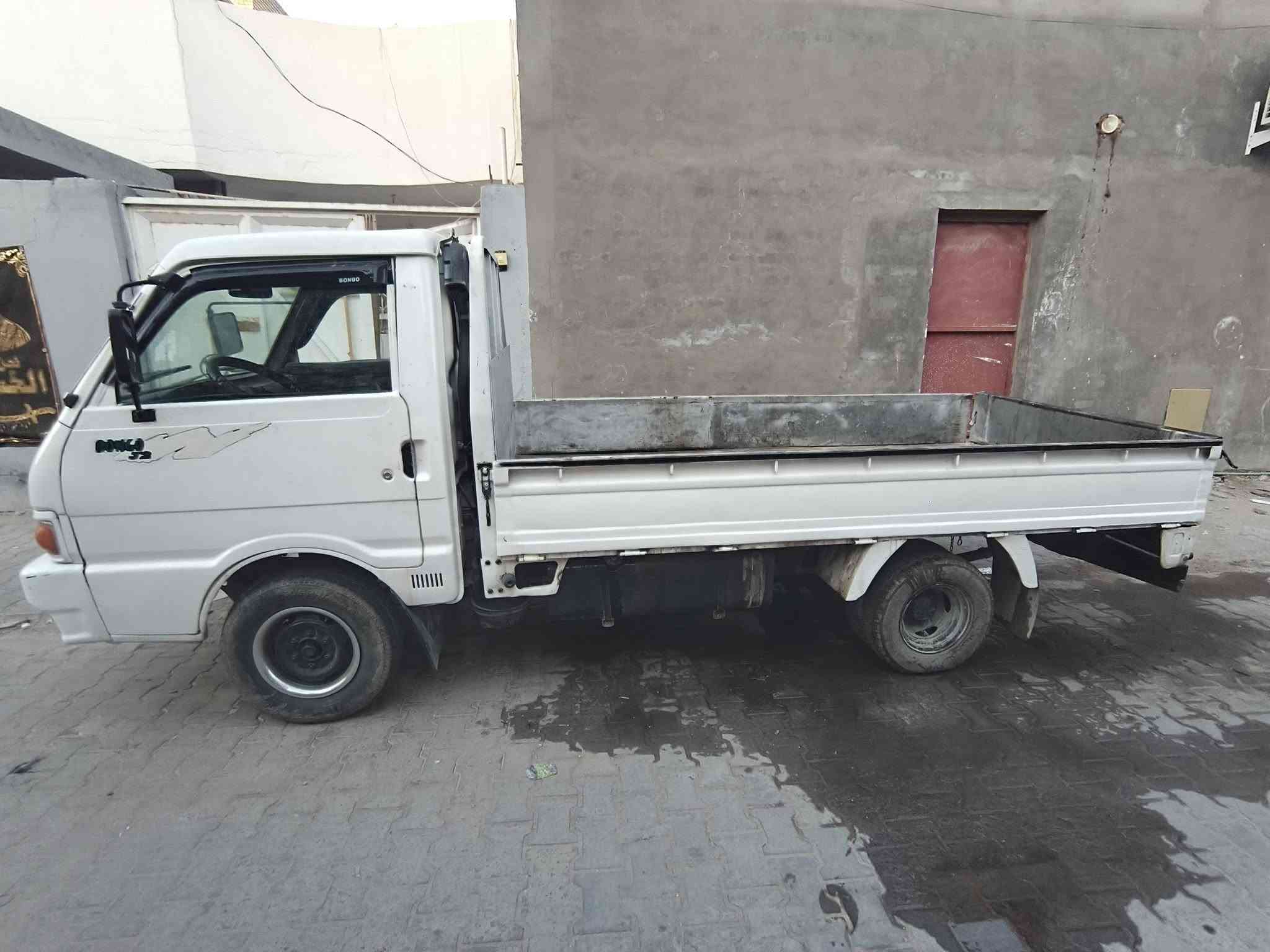 السلام عليكم كيا 95 تك قماره  رقم بغداد سنويه لل 27 مشروع وطني مداور ثاني يوم كير محرك 2701 شاصي رقم شاصي بليته سياره اصوليه وكامله مكاني نجف السعر 47 الاتصال ***********
