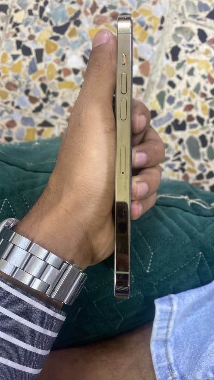 السلام عليكم ايفون ١٤برو ماكس جهاز وترو مامفتوح وبا مبدل بي شي جهاز مال بيت مالتنه يعني جهاز ٢٥٦بطاريه ٨٦ جهاز شخص نابي كامل مامبدل لا شاشه ولا فحص براحتك سكد ميعجبك جهاز سعره ٨٥٠وبي مجال كلش قليل مكاني بغداد رقمي فقط واتساب *********** كلشي موجود بل سوك مفتوح وسعرهن يغنون اني سعري هذا الي يريده يراسلني ويدلل
