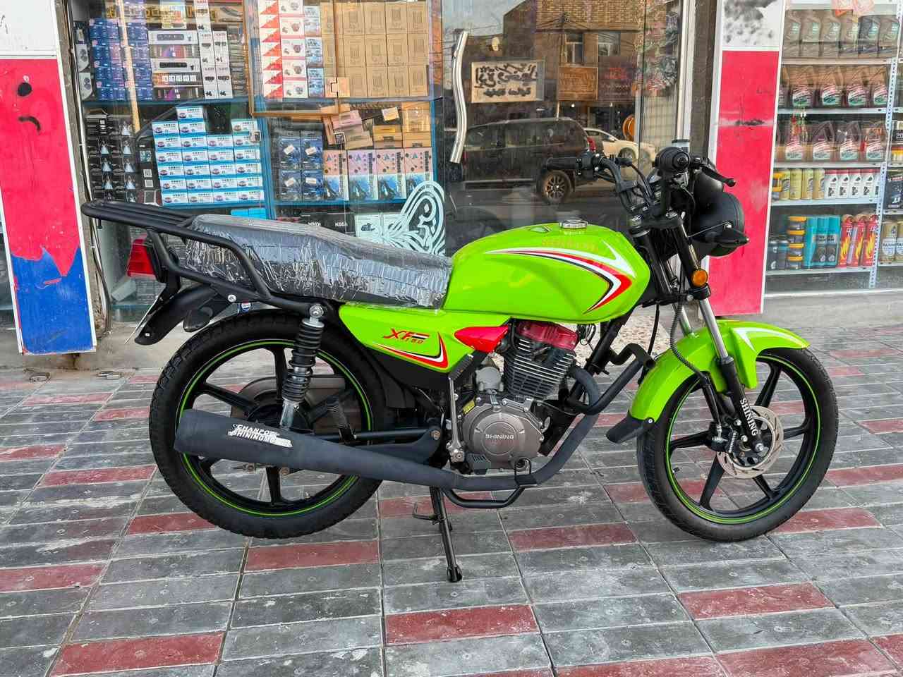 🏍️ للبيع دراجة شننك 🏍️
موديل 23 طالعه من المعرض 2025

مرقم قبل 4 اشهر  هزه جديده  سنويه لغايه 2031

🔹 ماشية 5 آلاف فقط

🔹 استخدام شخصي

🔹 بحالة جيدة جداً ونظيفة

🔹 رقم بابل مشروع وطني  – تحويل مباشر 

🔹 تاير خلفي جوبلس وامامي 

🔹 اضائه أمامي

🔹  مرتبة وجاهزة للاستخدام 🔥

💰 السعر: 1,750,000 دينار

📍بابل حله منطقة الكرامة شارع حي الحسين 

📩 للاستفسار الاتصال على الأرقام التالية 
***********
***********

للجادين فقط، والمعاينة خير دليل 🌹
