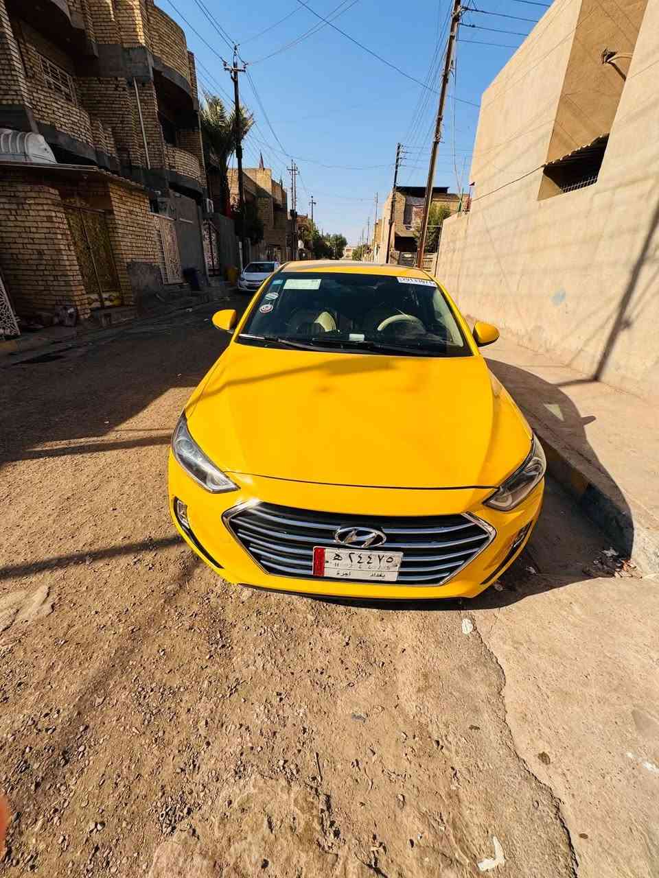 السلام عليكم انتره موديل 2017صوره الحادث بالمنشور  سياره ليبر واحد محرك 2000 دوش كير ايتي كامره حساسات  لادارات تخم تاير حداديه جديده تبريد شغال تحكم ستيرن جيهتين شاشه جبيره  منظومه غاز مكاني بغداد رقم تلفون ***********

نص مكتوب في الصور:
- BIDCARS