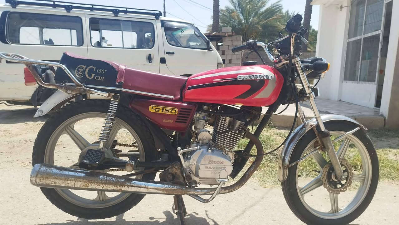 سيفان موديل 20 السعر350 وبي مجال المكان الوجهية ***********
