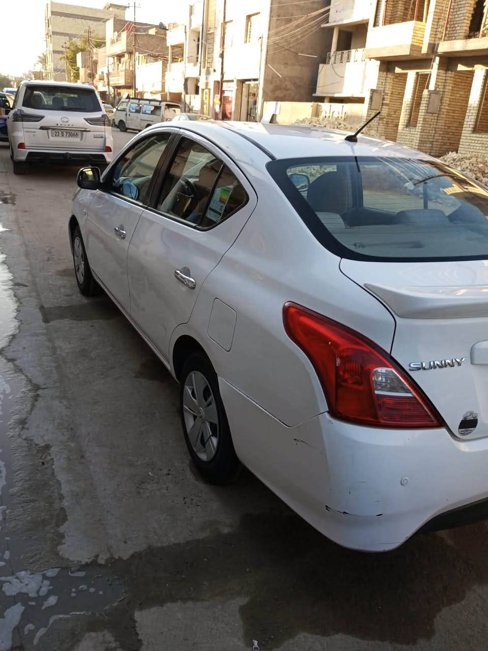 نيسان صني 2020 للبيع هندي بليته الزركه ماشيه 104 كيلو
سيارة جاهزه مابيه اي نقص
بيه بارد بل جاملغ عكس السايق وبارد بحافة البنيد وطخات خفيفه واضحه بالصور  والسونار 
سياره تدفه تبريد خير من الله
سعرها 97$وبيها مجال
للاتصال***********
