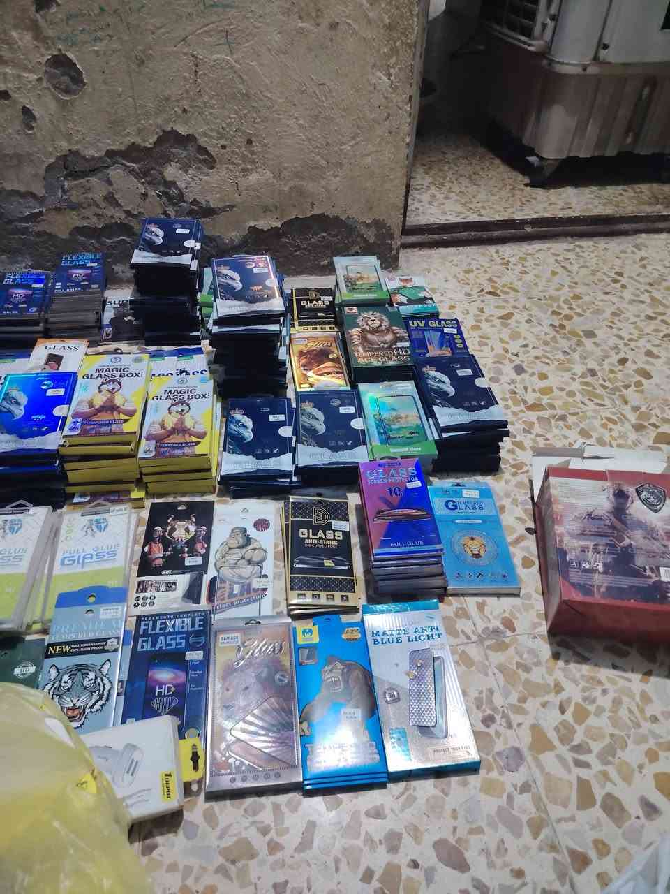 السلام عليكم عندي وجبه مال لزكات ماركه يعني مشكل تغريبن بيهن ٧٠٠ لزكه وياهن درع مال حمايه كامرات وذبهن شاحنات مال سياره ولبهن جم قطعه شاحنات للببع السعر ا ٢٠٠الف شلع البيع حتى الدرع مال حمايه بيهن ٤٠ قطعه @@والشاحنات العنوان بغداد مدينه الصدر موبايل *********** @
