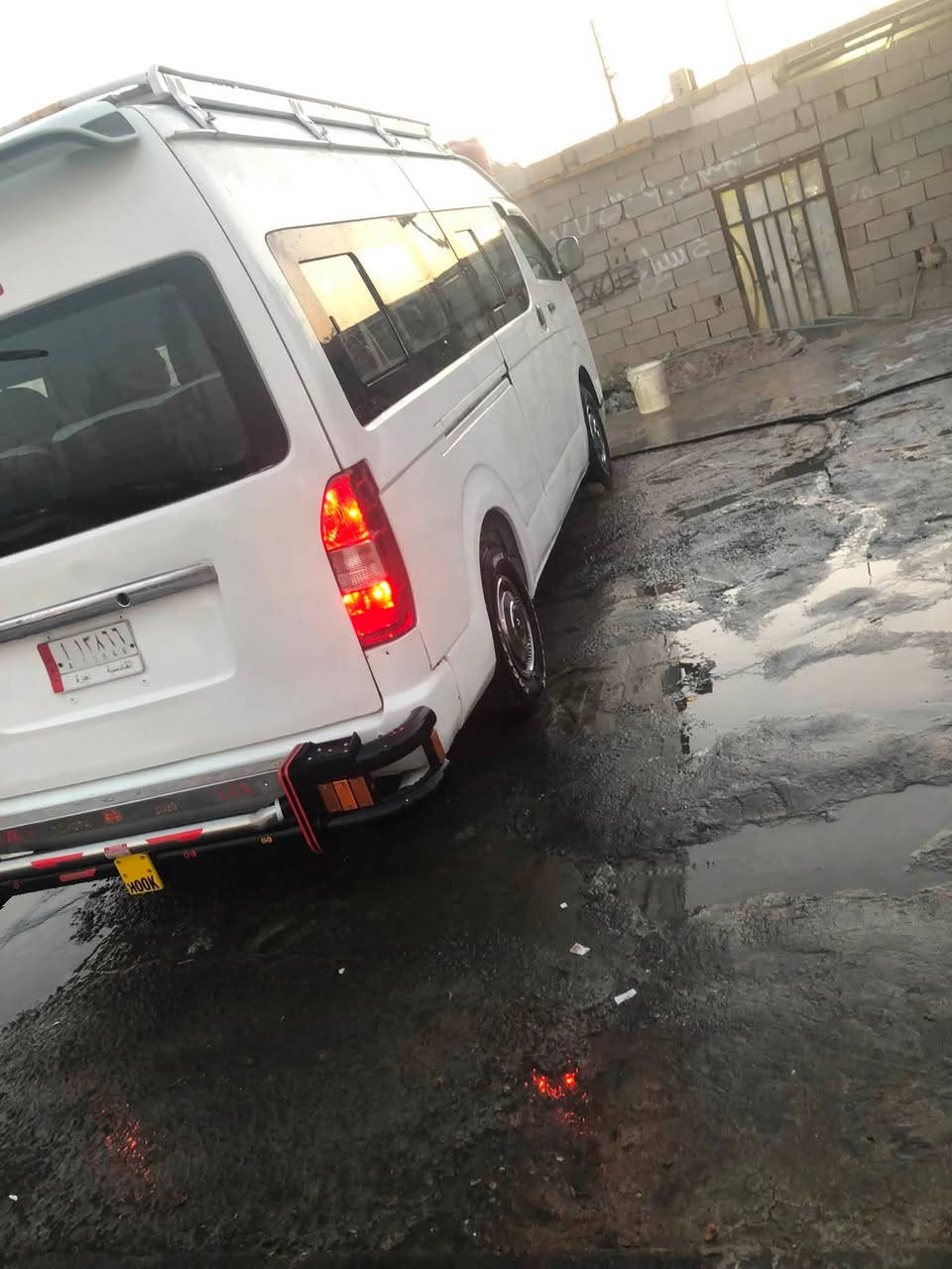 سلام عليكم هايكر موديل 15 سياره جاهزه من كلشي مكينه بعده بضمان مال كوستر كير حداده اكسل كفاله تخم تاير ويل هايس تبريد ثلج لايت زنون هورن بوش سياره مال جناي راعيه يمي مصفره هيهه تاخذ صافي درع جديد بيه صبغ سياره سعر 95 وبيه مجال العنوان البصره الزبير ***********

