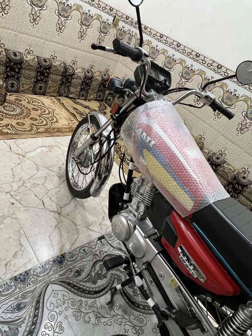 سلام عليكم دراجه اربعه كير موديل 23 شلامجه لبيع بواحد 300 وبيه مجال مكان  كوت ***********
