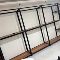 ديكور خانات ملابس عدد 4 للبيع بغدادشارع فلسطين 07704050967