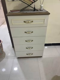 غرفه كامله • نظيفه • الدوره