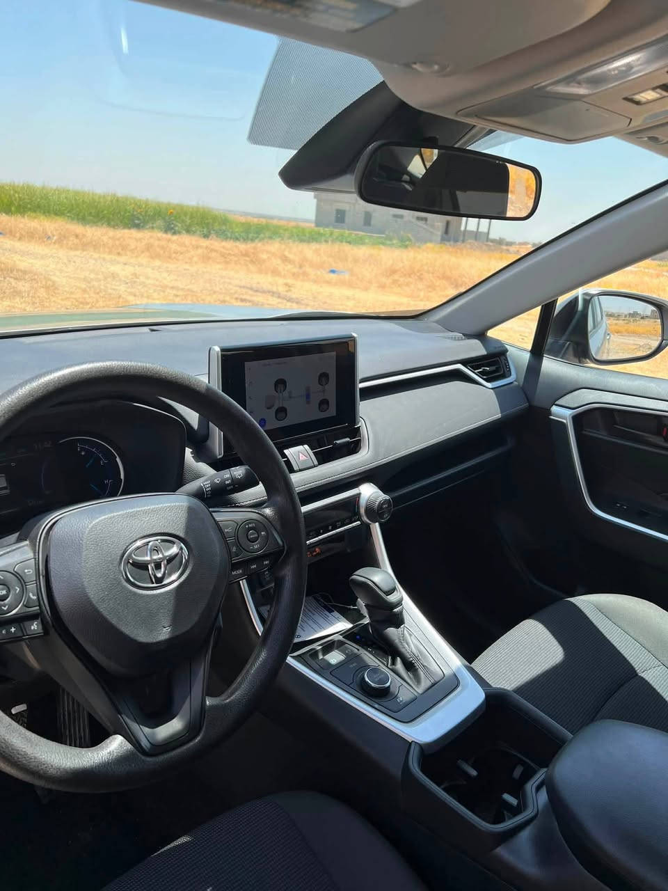 بسم الله الرحمن الرحيم 
راف فور هايبرد 2025 LE
2025 Toyota RAV4, Hybrid LE
محرك 2.5 هايبرد
حادث تبديل بونيد
كامل التفاصيل بالصور
العنوان /صلاح الدين/ الشرقاط/ اجميلة
للاستفسار عن السعر الاتصال 
***********
***********
