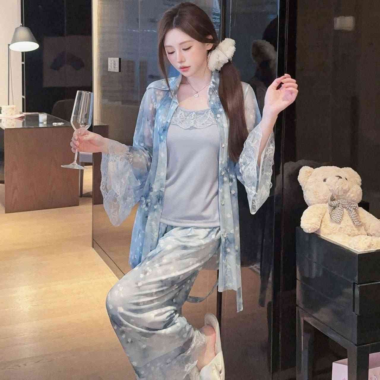 تشكيلة جديدة • ملابس نسائية • أسعار مناسبة