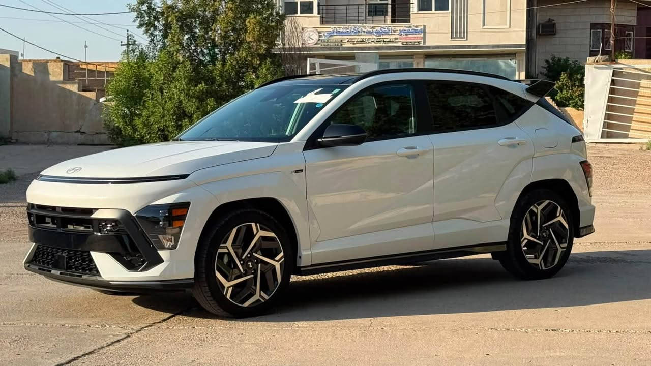 السلام عليكم
هونداي كونا موديل ٢٠٢٤ Nline محرك 1600 تيربو فول مواصفات

حرة بدون رقم حادثها جاملغ خلفي جهة السايق وقبق جنطة مبدل نفس اللون. بدون ايرباك بدون دواخل مواصفات ماتخلص السياره ماشيه ٢١ الف ميل 

تترقم جميع المحافظات مكانها 

واسط الكوت

سعرها ١٦٣ وبيها مجال 

***********
