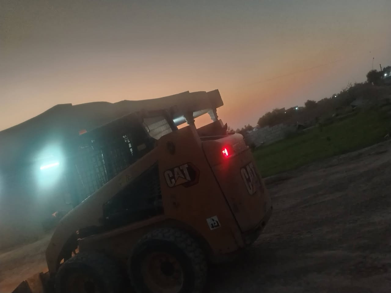شفل البيع  كبل شقل عنوان بقداد ليوسفيه سعر مناسب ***********
