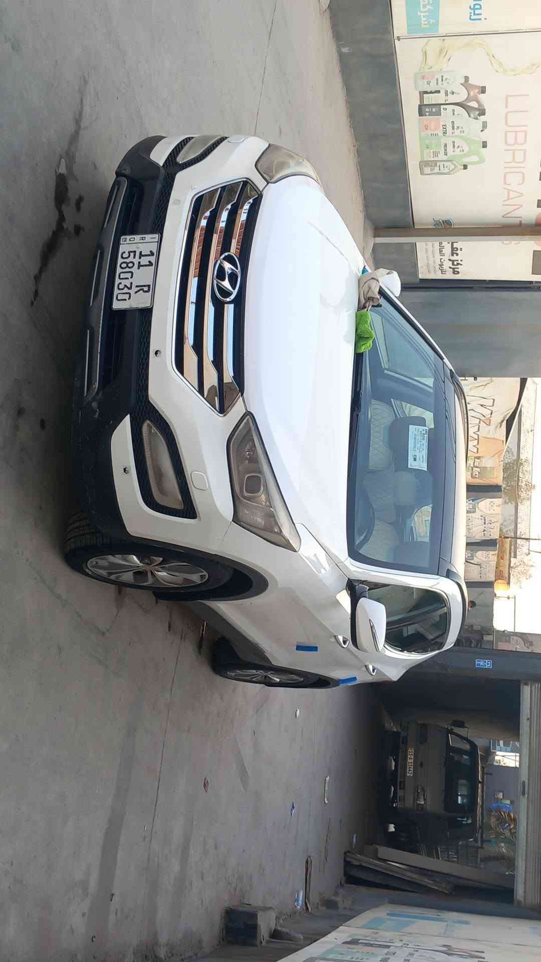 سنتافي للبيع
موديل ٢٠١٤ خليجي 
سياره فول مواصفات للأخير 
بصمه +بنروما 
كشنات جلد + كهرباء 
لد امامي خلفي 
سايد بريك بصمه 
مكينه 6سلندر 
7 راكب
3 قطع تبريد 
السياره بإسمنه شخصيا 
اخوان السياره بيه جاملغ وبنيد صبغ اثره طخه بسيطه بدون اي دواخل لغد شاصي مكفول 
باقي السياره حلوه 
ماشيه ١٩٠ كيلو متر 
رقم بغداد 
اخوان سعره ١٤٥ بيه مجال حك الجيه 
مكانه بغداد قرب مجمع بسمايه 
***********
***********
