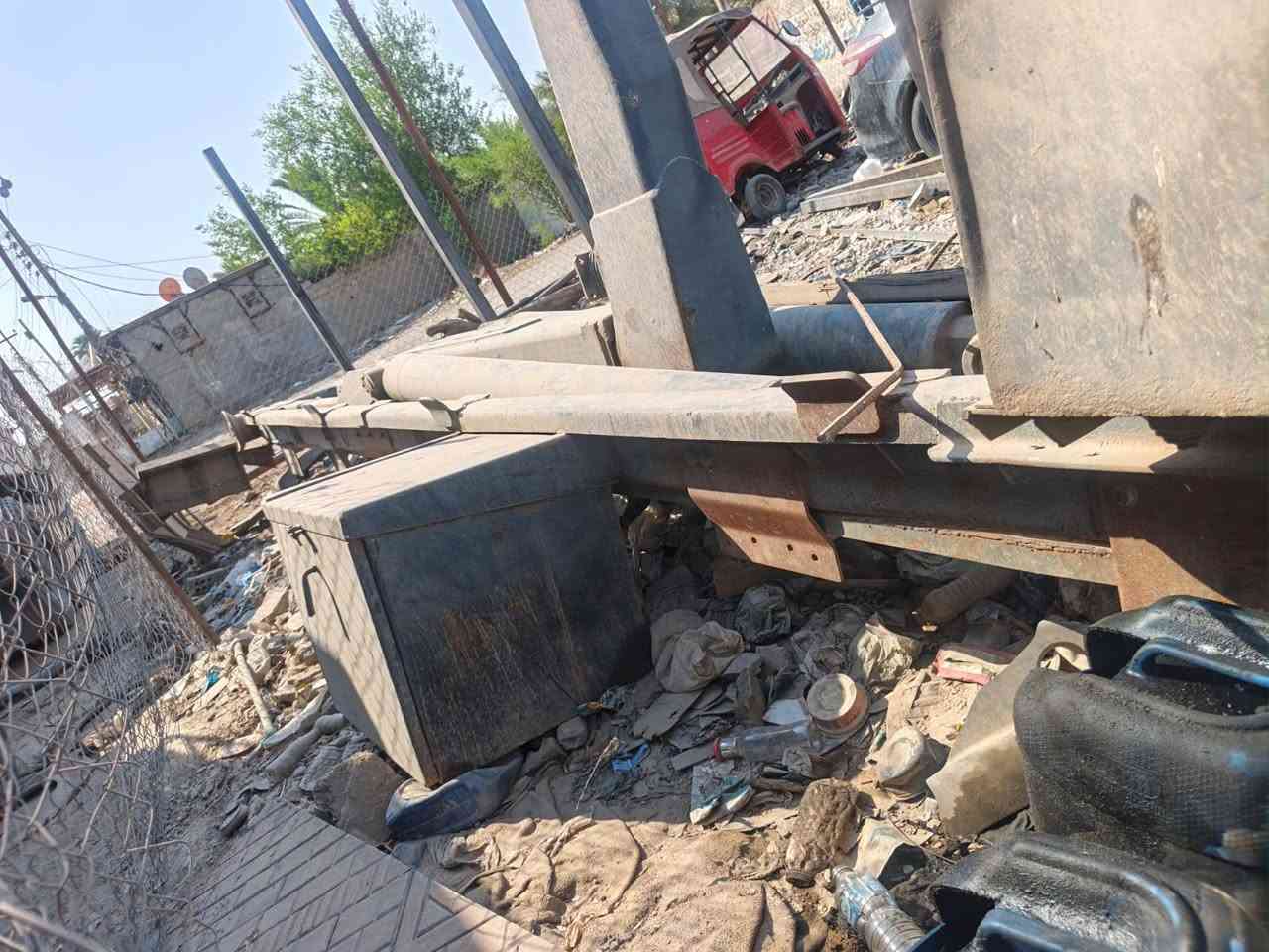 سلام عليكم جهاز مال حاويه لبيع  طوله 6/و40 (***********
