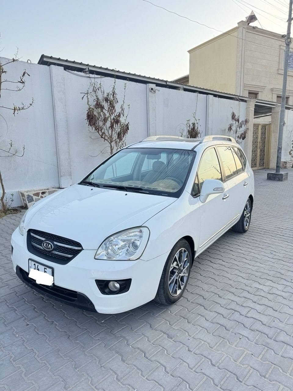 السلام عليكم كيا كارنز ٢٠١٣ خليجي سياره نظيفه وجاهزه من كلشي بيهة قطع صبغ فول فتحه تحكم ستيرن حساسات كامره شاشه اشاير بلمري كشنات كهرباء تبريد خلفي يدات نيكل ٧راكب محرك ٤سلندر٢٠٠٠ رقم بصره انكليزي مشروع وطني ٢٠٢٩ تحويل مباشر سعر ١٠٠ العنوان البصره *********** البصرة, العراق
