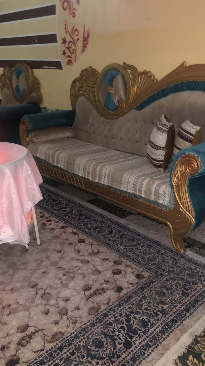 تخم قنفات ملكيه  عشر مقاعد للبيع السعر ٢٥٠ الف التخم تسكام
العنوان كربلاء حي العامل للاستفسار الاتصال على
الرقم ‭***********‬
