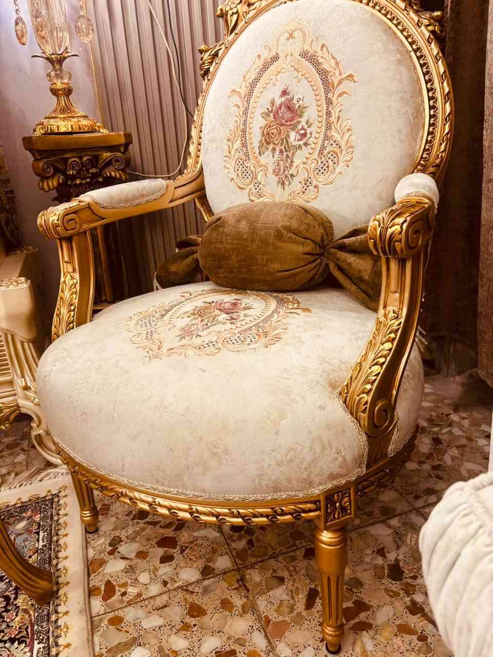 نص تخم زان مصري جديد غير مستخدم مع زوج طبلات مرمر ***********
