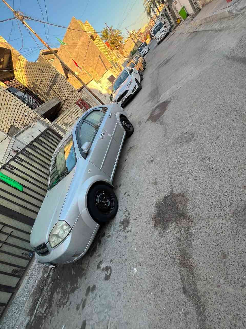 السلام عليكم
للبيع اوبترا فورنزا موديل 2007
رقم بغداد مصفره هيئه وغرامات هزه جديده تحويل ثاني يوم 
بيهه اثر جراد
بنيد بدل
مكينه 2000 شرط مكفوله كير اوتماتيك شرط مكفول تبريد شغال خير من الله ثلج منضومه كله جديده الحداديه خير من الله دواخل حلوه شاشه تاب.مع كامره خلفيه السياره جاهزه من كل النواحي متعوب عليهه  وبيها مجال
السعر 58
 عنوان  بغداد الزعفرانيه 
***********
