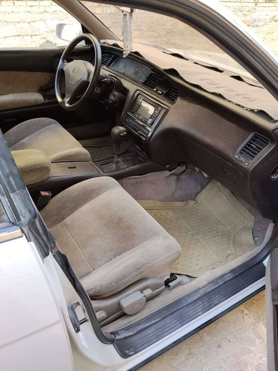 السلام عليكم بطه للبيع او مراوس بسياره ((BMW)) موديل 1994 السياره حلوه حيل وكاعده رقم جديد سنويه 2031 هزه جديده السياهره خير من الله جاهزه للاخير ومكفوله كفاله عامه من كلشي من صبغ ومعجون وخياس وكصه ونقل جثه واصوليات السعر 70وبيها مجال قليل جدا ***********@
