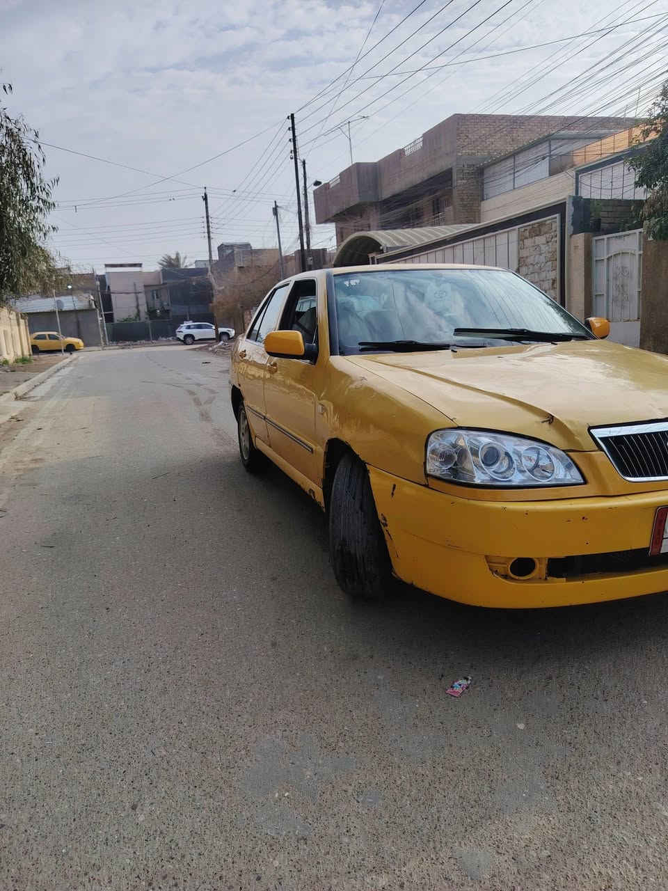سلام عليكم اخوان عدي شيري كوين موديل 2010 السياره  شوف عينكم بيهة مكينه وكير جدد مال حويه وصدر  جديد وتخم تير وويل جديد وتبريد شغال غير من الله السياره مابيهة اي نقص سعر  20 ورقه وبيهة مجال اليحب يه تواصل عله هاذه الرقم ***********
