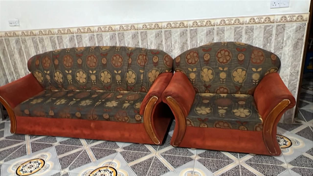 للبيع ....
ميز تلفزيون زجاجي
تخم عدد2 4صغار و2كبار
جرباية وياها كومدي 2
ميز طعام و2 كراسي
***********
