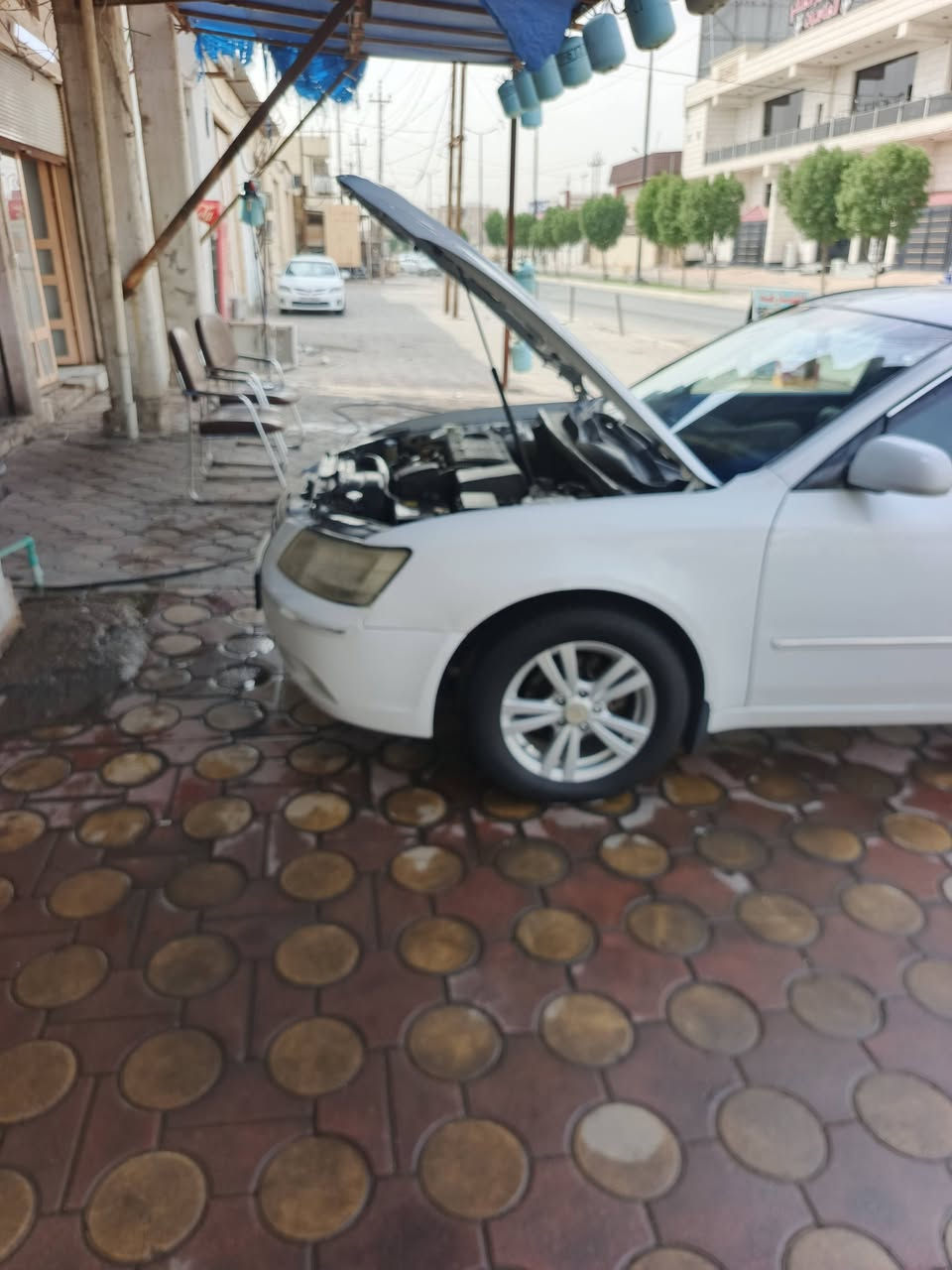 السلام عليكم
سوناتا للبيع خليجي

موديل 2009
كير محرك بشرط ما مفتوح 
صدر جديد 
سياره احلئ من صور 
سونار مرفق ويه منشور 
السعر 95 وبيه مجال   
***********
***********
