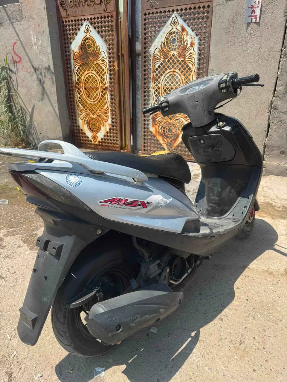 سلام عليكم ماكس ١٤٠ دراجه كلش حلوه وسعرها يخبل مكينتها ناعمه هندر واحد شرط نقصها بس ستان تعليك وراجز سلف مكاني بغداد الثعالبه ***********
