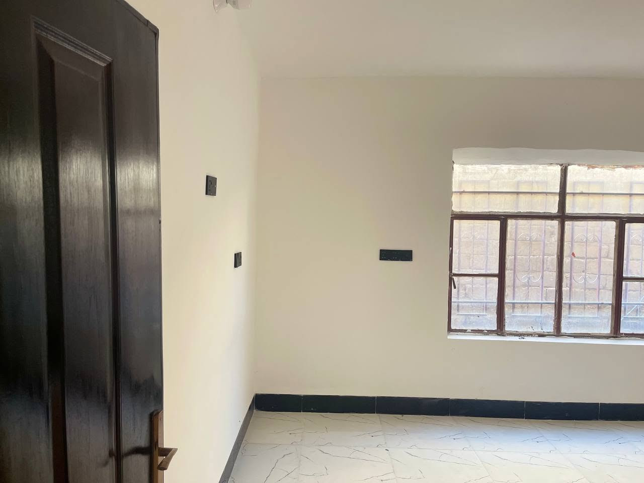 طابو • قرب كمر الشافعيه • ٣٠٠م