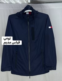 قميص • تومي • مقاس M