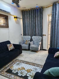 تخم للبيع عشر مقاعد السعر ٣٠٠  الدوره حي اسيا 07803907010