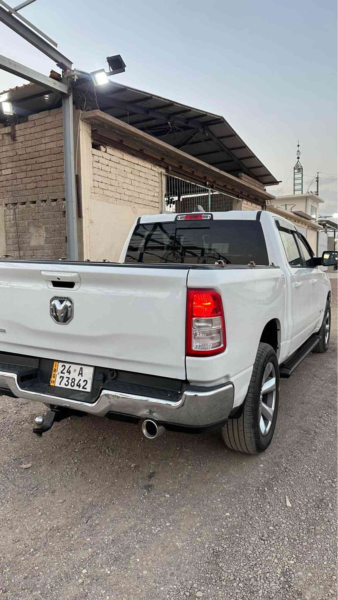 للبيع او مراوس 
دوج رام 2021 بيك هورن 
محرك 8 سلندر هيمي 
باب طويل بدي قصير 
رقم دهوك 
الضرر 3 قطع ونص جانبي بجم كبس 
مواصفات لون ستار   
بيها منظومه غاز ايطالي 100 لتر  

المكان موصل 
 
السعر  220$ قفل سعرنهائي 
غرامات 400$ ينزل من عدها 
رقم واتساب ***********

0️⃣7️⃣7️⃣0️⃣5️⃣1️⃣2️⃣6️⃣6️⃣2️⃣8️⃣ موصل, نينوى
