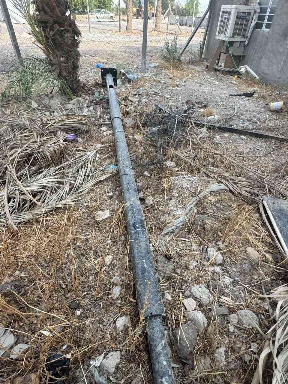 عامود كهربا • ٦ونص متر