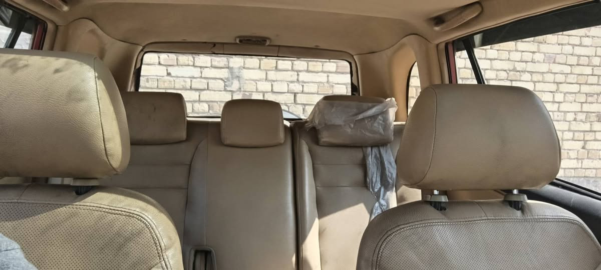 سلام عليكم شيري تيكو موديل13 سياره كير ومحرك بلادي تبريد شغال بارد سياره حلوه ونظيفه 
رقم واسط 5راقب فتحت سقف محرك 1.8بلاد مكانها ميسان رقم*********** سياره مراوس فقط سعر 63وبيها مجال بسيط.
