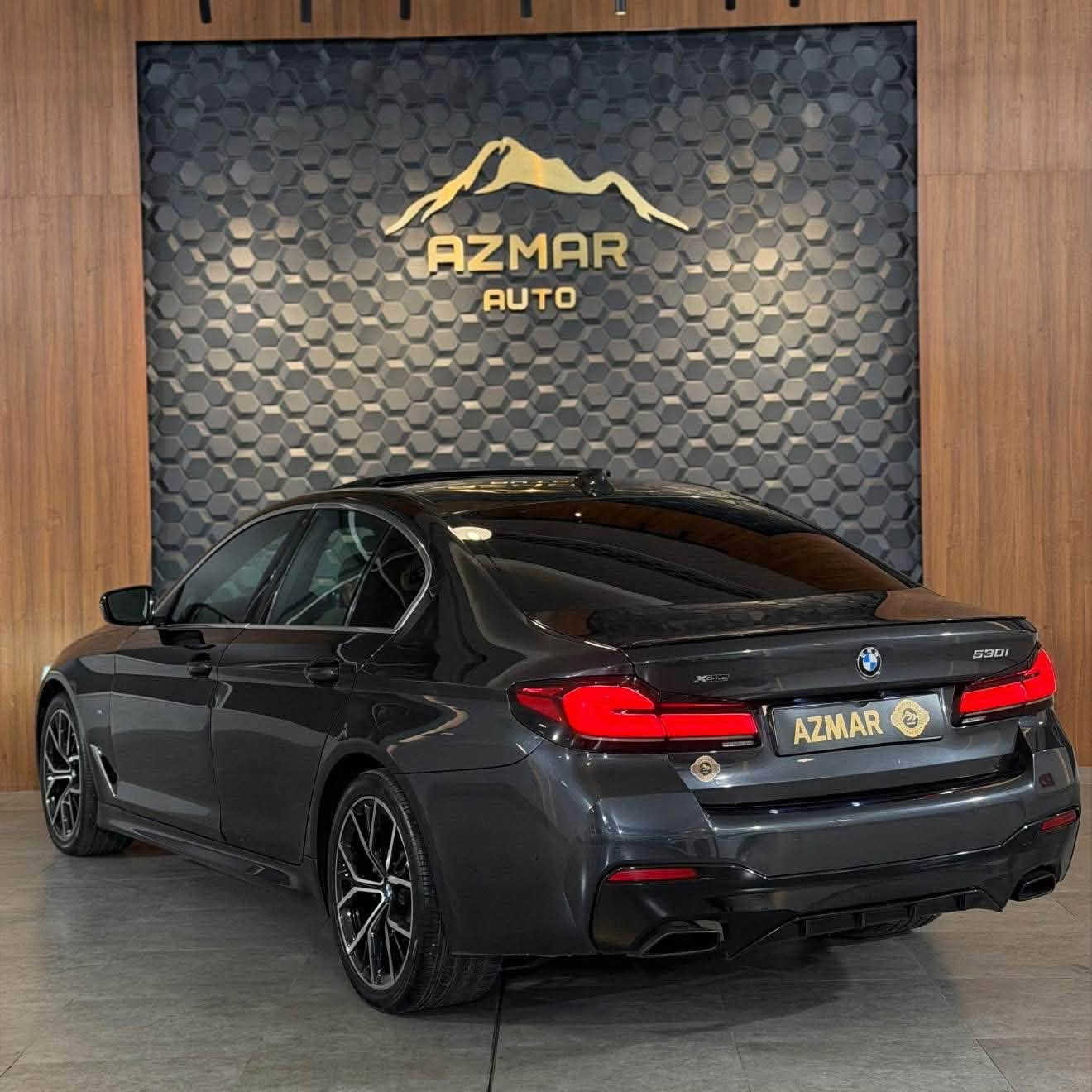 BMW 530i M Package  X Drive
ارخص سعر بكل العراق : 298$ ورقة 
موديل 2021
ماشية ٦٠ الف

السيارة M Package و X Drive🔥
مواصفات السيارة فول الفول
بنوراما و داخل كريمي و كشنات تدفئة و كهربائي و ميموري و داتاشو و كامرات و حساسات و رادارات و انضمات قيادة بيها و تحديد سرعة و قيادة ذاتية و تحكم كامل ستيرن و اوتو هولد و انارات داخلية متعدد الالوان و سماعات Harman/ kardon و بعد هواية مواصفات متنذكر

السيارة بيها جاملغ امامي جهة السايق صبغ بدون دواخل بشرط
كير و محرك و كهربائيات كلها بشرط السيارة جاهز و ما يحتاج دينار مصرف
تحويل او وكالة ثاني يوم

سعر : ٢٩٨$ ورقة 
للاستفسار : ***********
العنوان: السليمانية المعارض الجديدة شركة ازمر اوتو معرض رقم ٣٤
