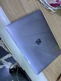 ماك بوك اير M1 • بطارية ٩٠٪ • نظافة ١٠٠٪