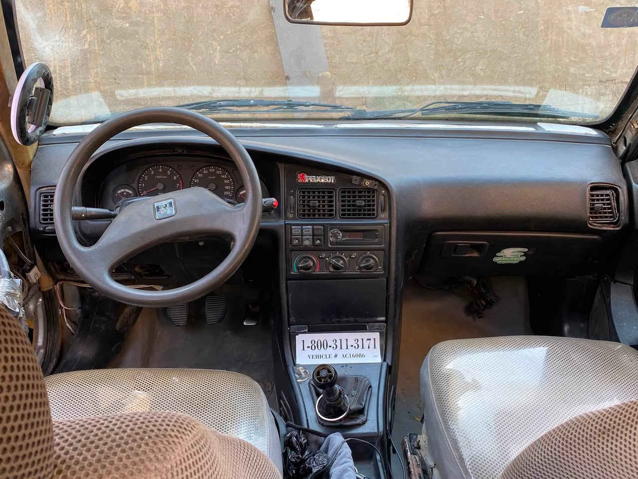 بيجو 405بغداد خصوصي بسمي كير محرك مكفول تبريد 
السياره بيها ضربه بابين صفحة السايق 
صدرها نص عمر مكانها بغداد الزعفرانيه 
*********** واتساب السعر 27
