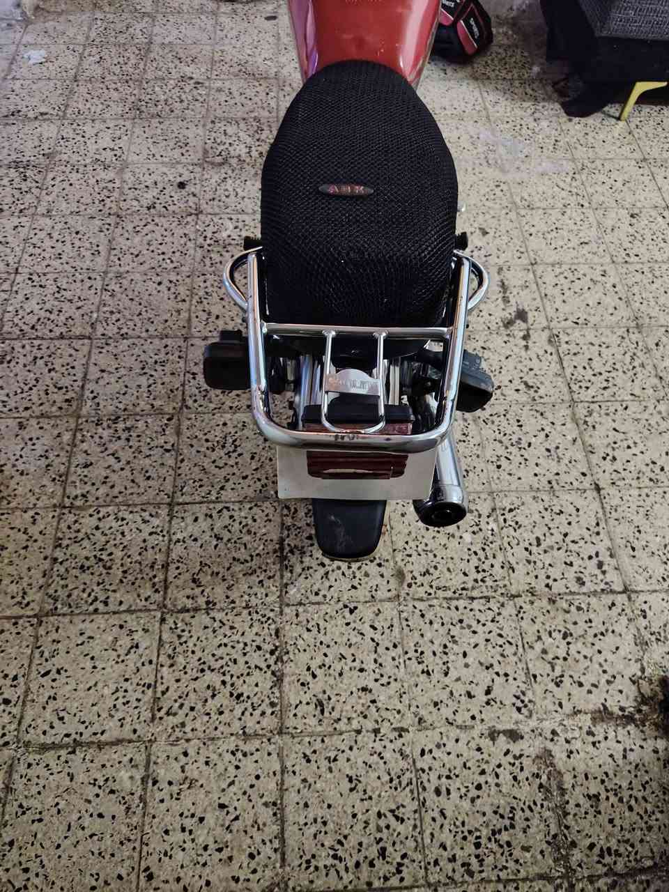دراجه سونيك للبيع مكينه خمسه قير مكانها بغداد مدينه الصدر اي نقص ما بها اوراق كامله كهربائياتها شغاله المراسله واتساب او اتصال على الخط مكلف بالنشر موديل 24👍 *********** السعر 550

