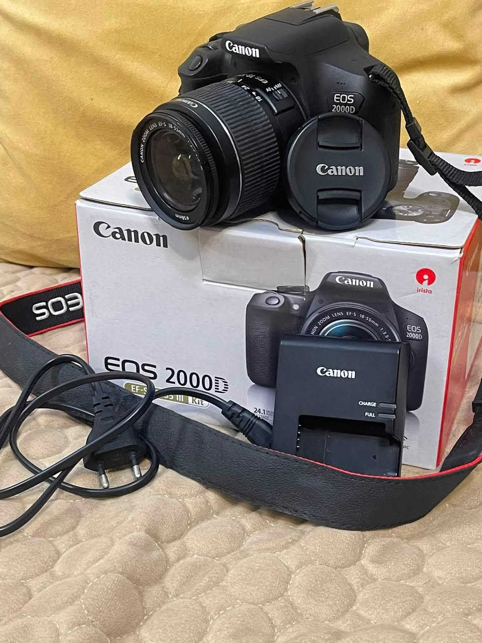 📸 Canon 2000D للبيع
الكاميرا نظيفة كلش وحالتها ممتازة وما بيها لا خدوش ولا ضربات

العدسة 18-55 نظيفة وما بيها غبار وحتى داخل الكاميرا نظيف

كل أغراضها الأصلية موجودة:

* البطارية الأصلية

* الشاحن الأصلي

* غطاء الكاميرا

* غطاء العدسة

* الحزام ما مستعمل

* الكتيب

* الأكياس

* الكارتونة الأصلية

* ووصل الشراء موجود

الكاميرا مشتريها بس علمود جان عندي مناسبة وأصور بيها وبعدها تقريبًا ما صار عندي استخدام إلها ولهذا حافظت عليها وبقت بهالحالة

تواصل واتساب ***********
