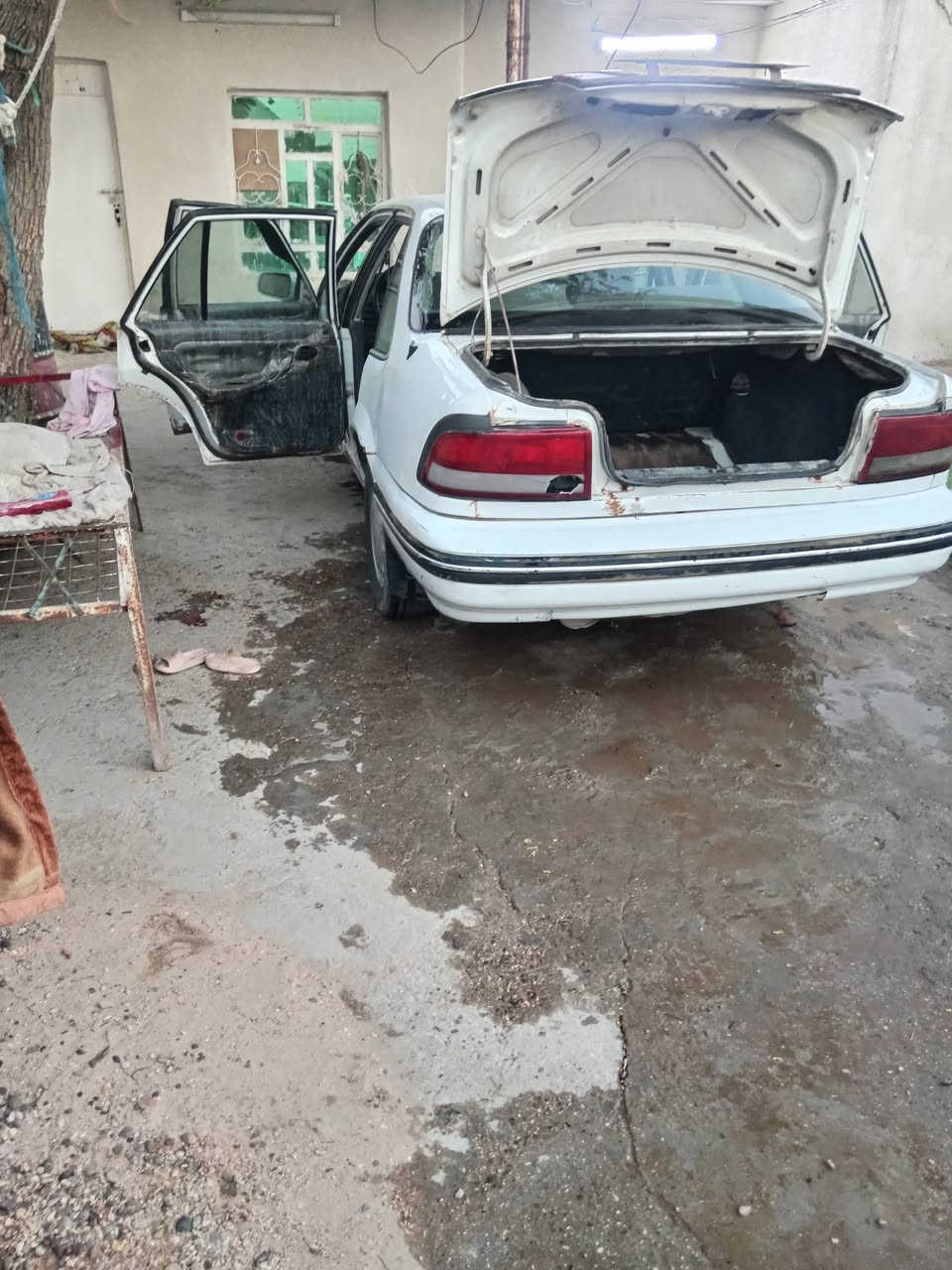 السلام عليكم برنس ٩٣ سياره مصبوغه حزام عله حجاية راعيه  راعيه يريد تحويل بنفس اللحظه  مشروع وطني راعيه بديوانيه  عليه غرامه ٥٠٠ ينزل من سعره الف كير اوتو  محرك نظيف  ١٨٠٠  بيه تلحيظات سعره ٢٧  وبيه مجال كلش بسيط ***********

