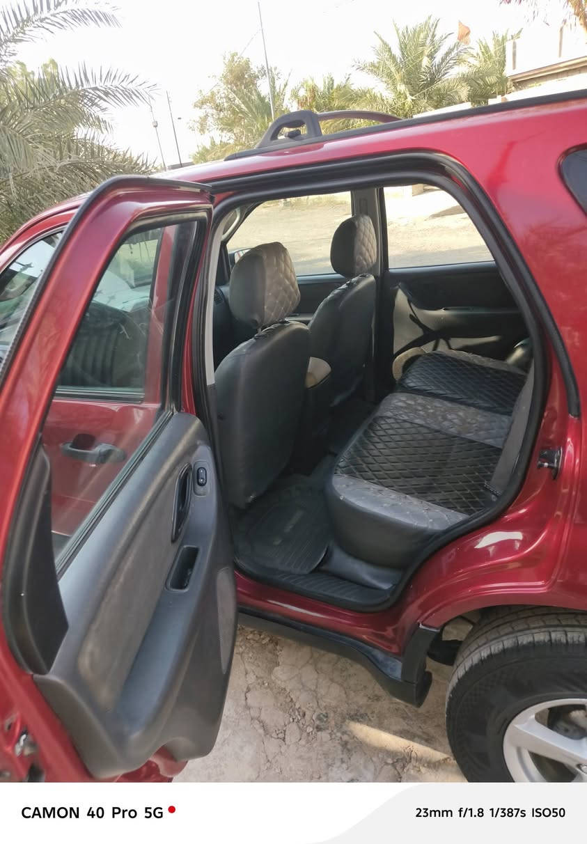 فورد سكايب استيشن 2004 للبيع
للبيع فورد سكايب استيشن موديل 2004، فور ويل (4WD).
المحرك والگير نظيفات.
جميع الكهربائيات شغالة.
التبريد والتكييف شغال.
السيارة بيها جراد قليل.
الدواخل نظيفة وحلوة.
السيارة مناسبة للي يريدها استعمال وجني.
الرقم سليمانية اللون ماروني
السعر:53 ورقة قابل للمراوس
 مراوس بسيارة صغيرة أو حسب القناعة 
📞 للتواصل:واتساب أو اتصال  (***********)
