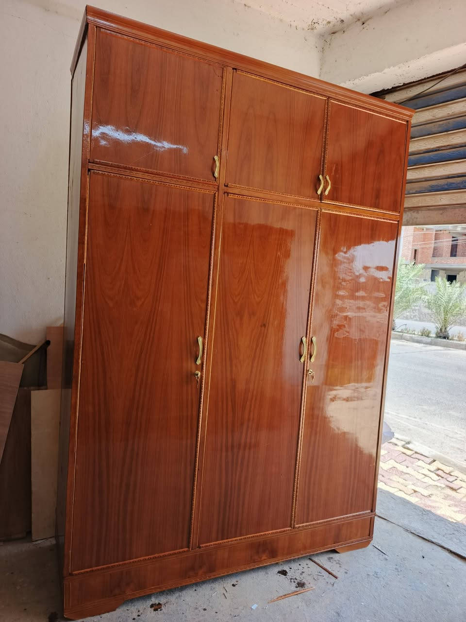 كنتور 3ابواب مستعمل طابقين صاج حطاطه الرمادي الصوفيه قرب مطعم قصر الابيض السعر 275بي مجال واتساب ***********
