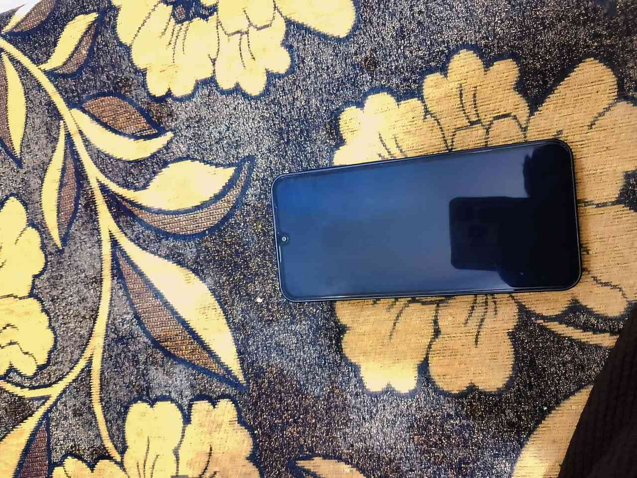 جهاز للبيع سامسونك A17 
بطاريه 5000
ذاكرته 256
مستخدم شهر لا كسر ولا فطر الجهاز شوفت عينك
ورايده ب300 وبي مجال وذا اكو ايفون مراوس ع
ماكو مشكله
